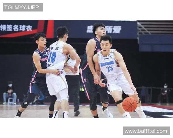 广州篮球队与上海篮球队赛后分析力量对比与战术探讨