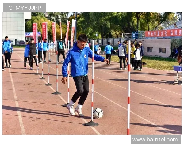 足球明星亲授线下踢球技巧与训练方法助你提升球技的完美体验 足球明星亲授线下踢球技巧与训练方法助你提升球技的完美体验