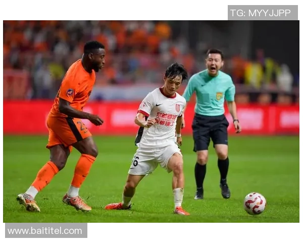 成都足球队实力之争引发热议球迷观点各异分析球队未来发展 成都足球队实力之争引发热议球迷观点各异分析球队未来发展