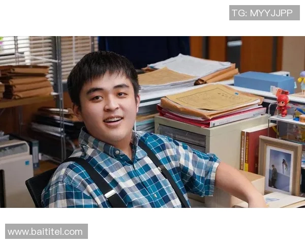 平凡之路：一个普通少年如何逆袭成为足球明星的成长故事